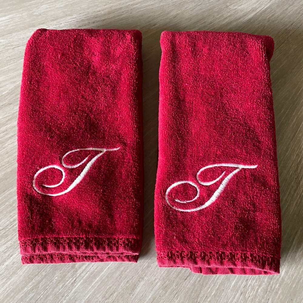Monogrammed Hand Towels: Set of 2